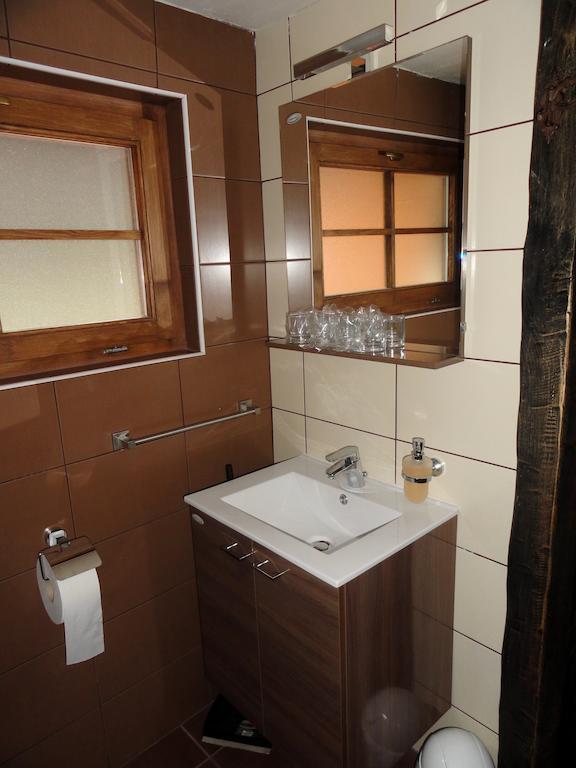 Guesthouse Villa Zelenjak Ventek Kumrovec Bagian luar foto