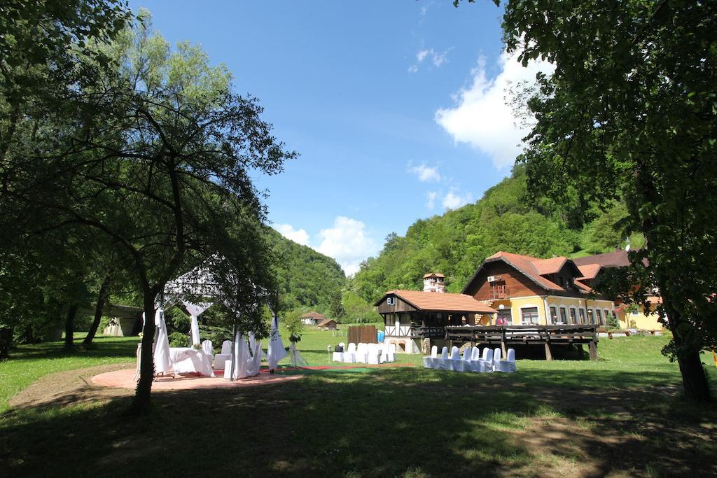 Guesthouse Villa Zelenjak Ventek Kumrovec Bagian luar foto